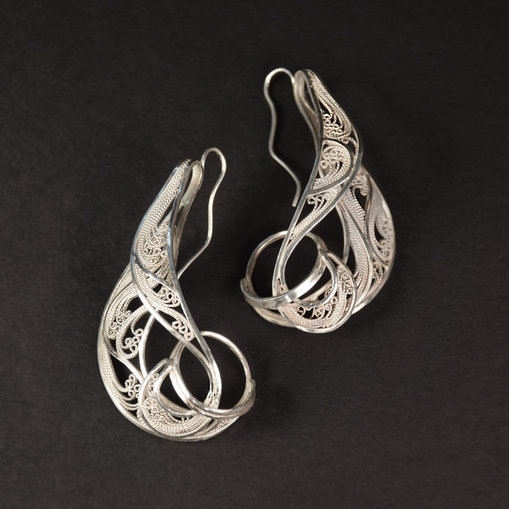 Encircled VIII, Russian filigree earrings by Victoria Lansford