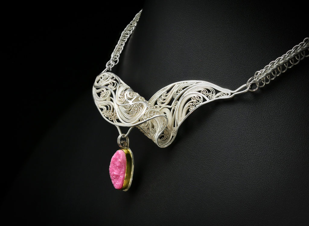 In Aria Russian filigree necklace by Victoria Lansford; photo by Pat Vasquez-Cunningham