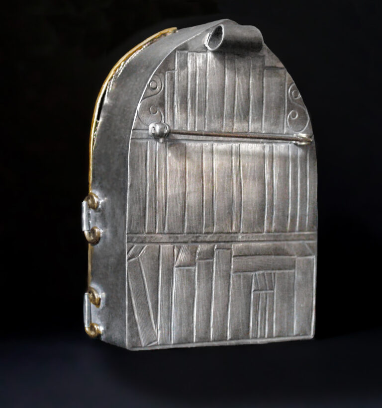 Eastern repoussé, Russian filigree, chased, and engraved miniature bookcase pendant/brooch (back)