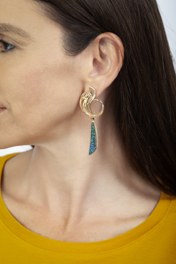 Envisioned II, Russian filigree earrings by Victoria Lansford; photo by Pat Vasquez-Cunningham