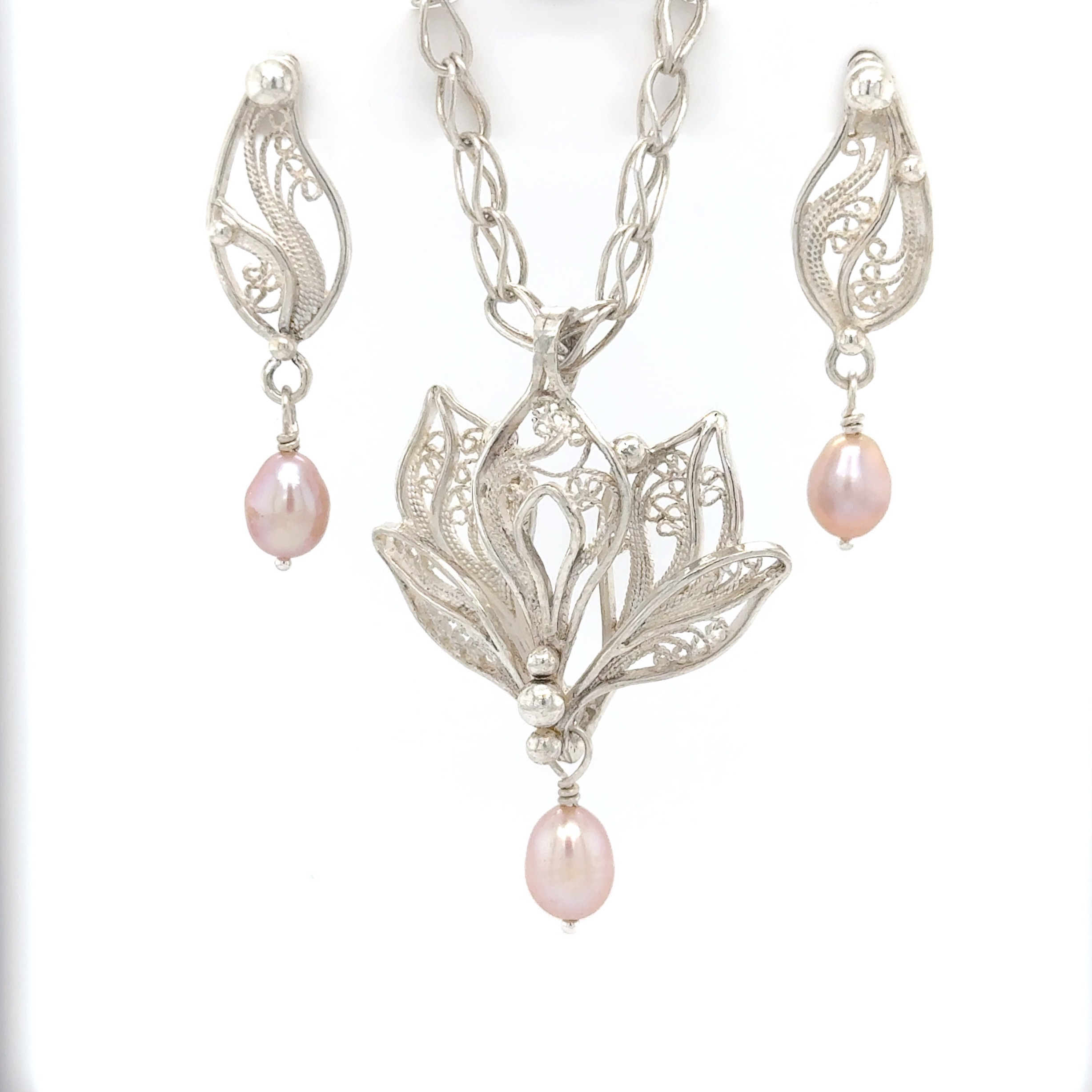 Flourished Lace, Russian filigree earrings, pendant & chain
