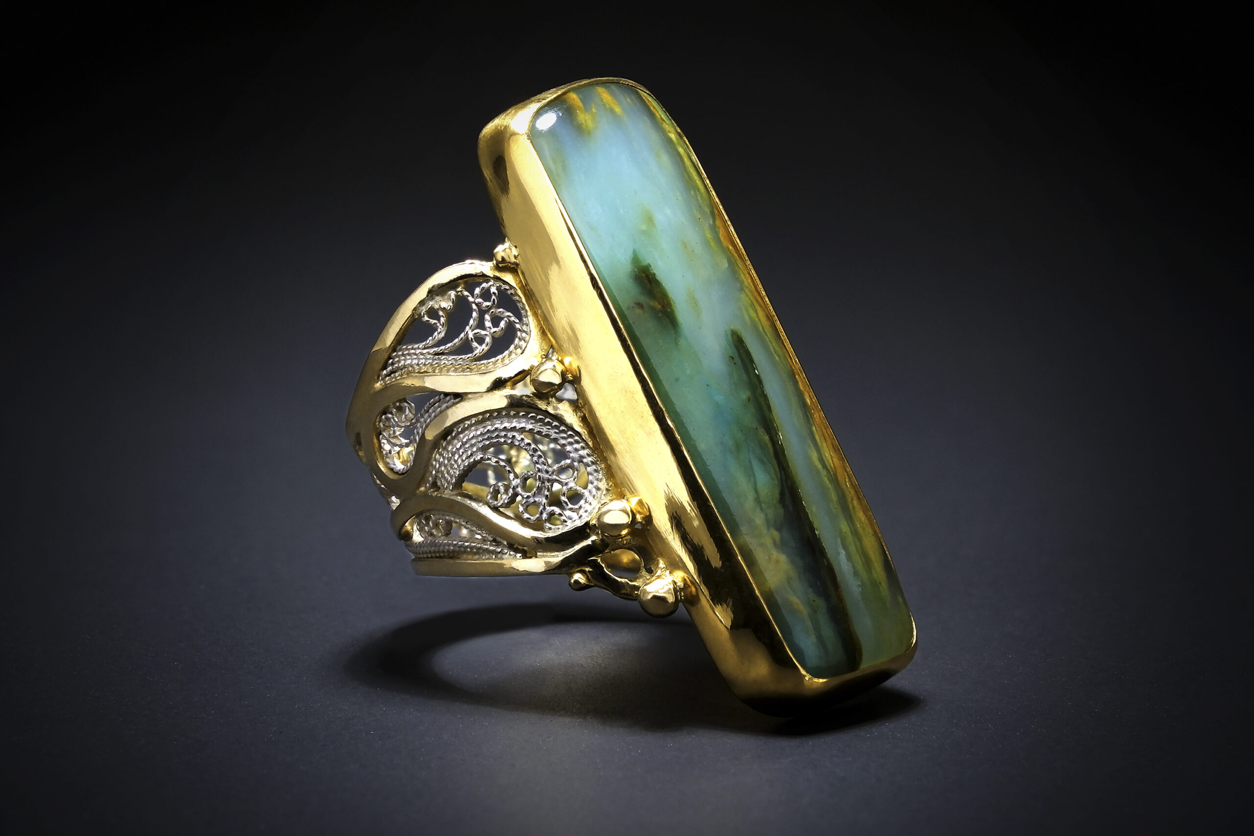Embraces Herself, Russian filigree ring with maze style shank